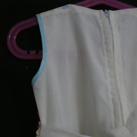 Floral Sleeveless Dress | size 24 months | Zip-Up Back Closure - Picture 10 of 16